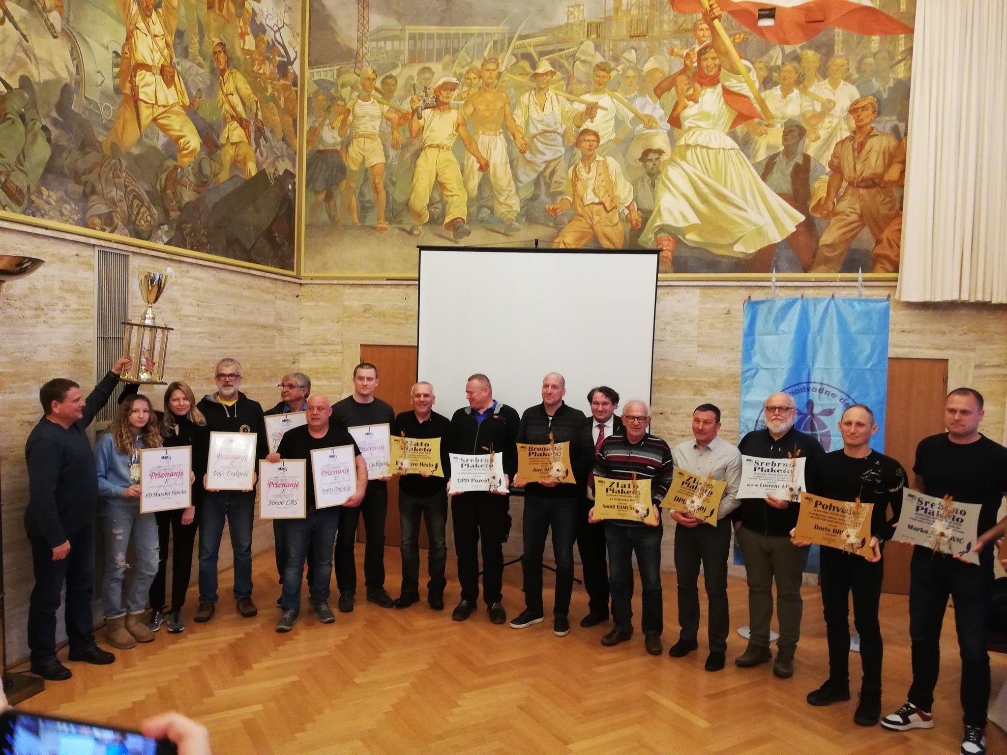 Plakete in priznanja